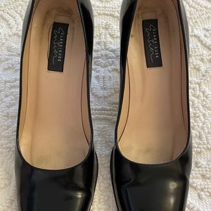 High Heels. Nordstroms Classiques Entier. Black, Size 10.
